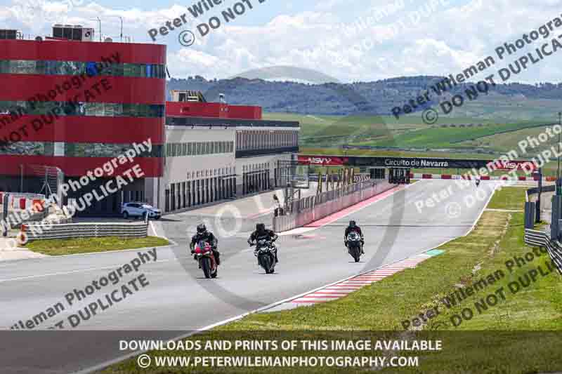 cadwell no limits trackday;cadwell park;cadwell park photographs;cadwell trackday photographs;enduro digital images;event digital images;eventdigitalimages;navarra;no limits trackdays;peter wileman photography;racing digital images;trackday digital images;trackday photos